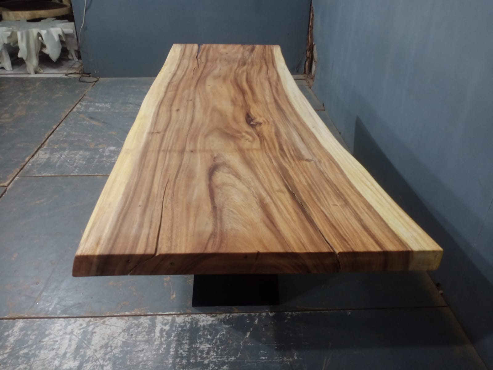 Live Edge Tables