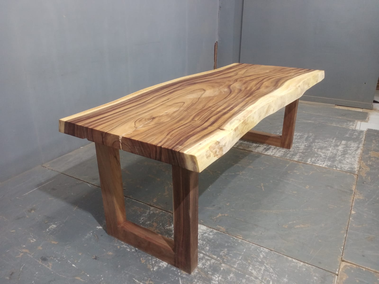 Live Edge Tables
