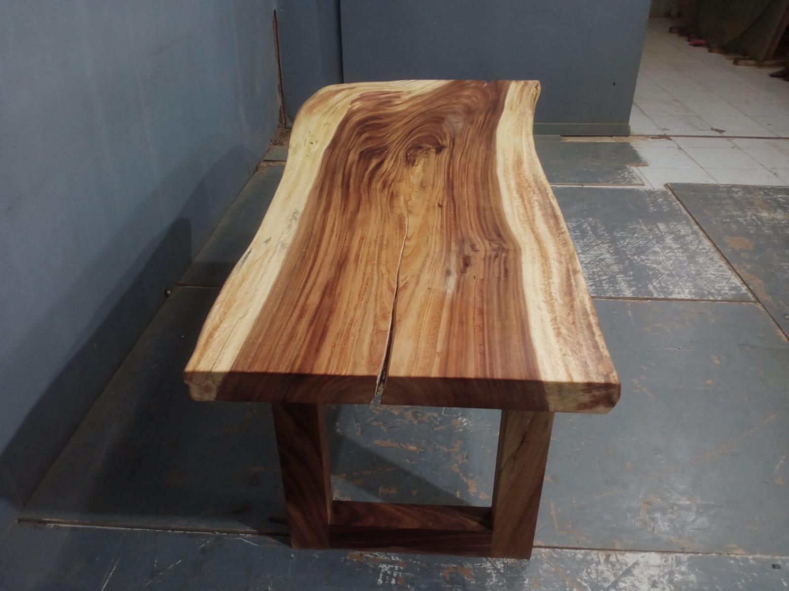 Live Edge Tables
