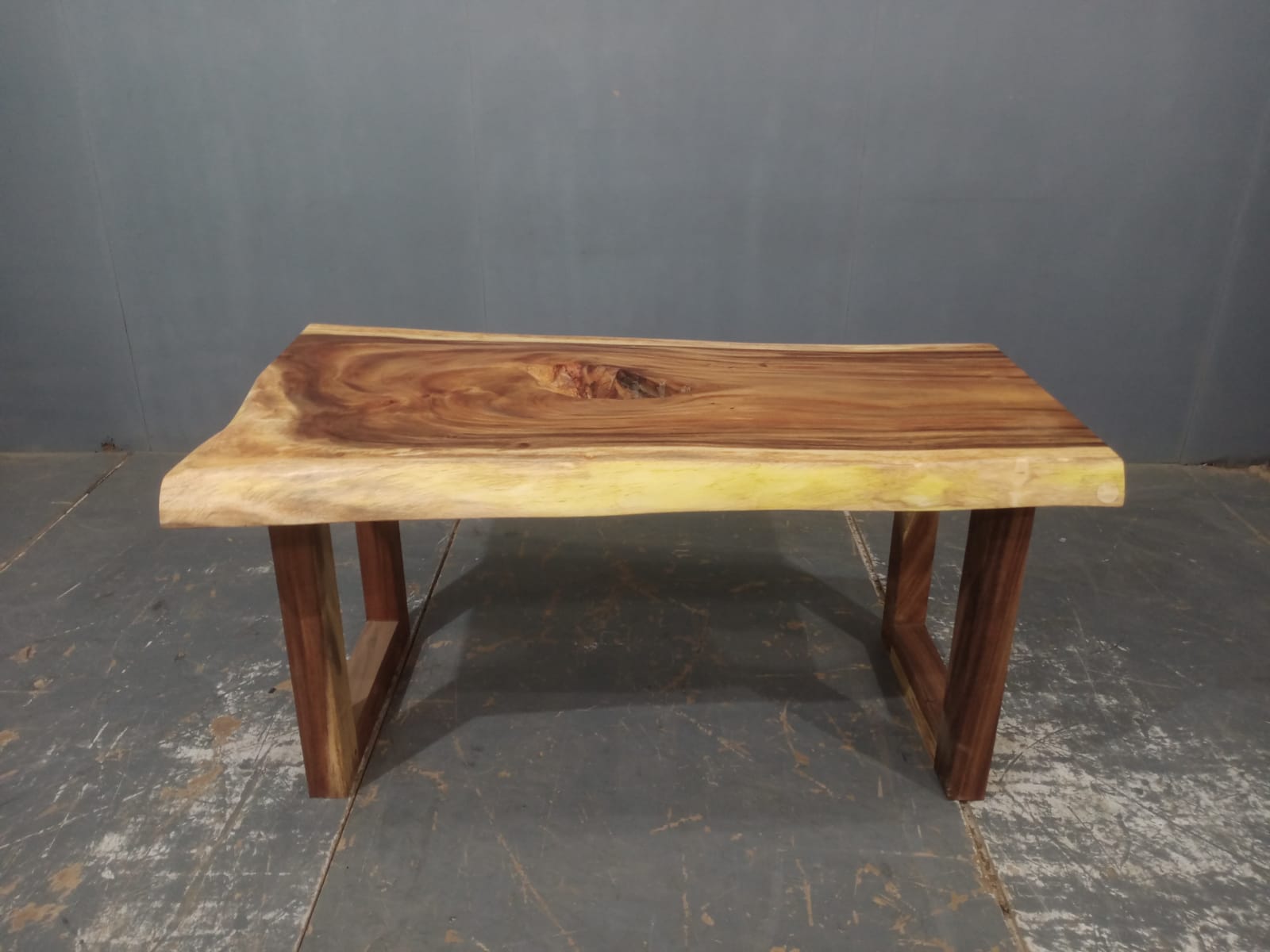 LIVE EDGE TABLES