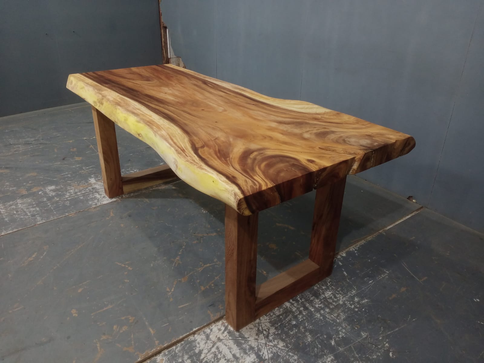 Live Edge Tables