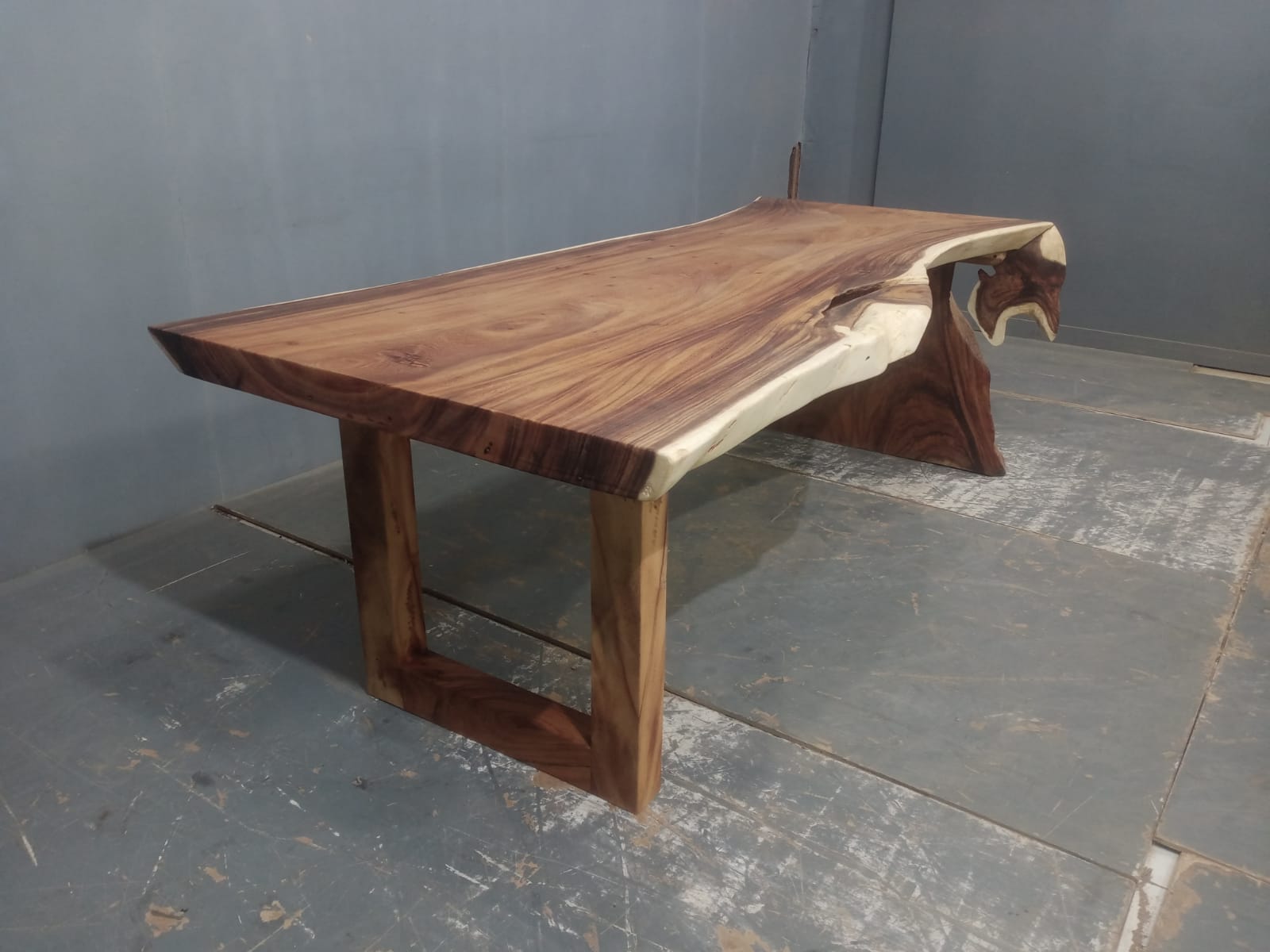 Live Edge Tables