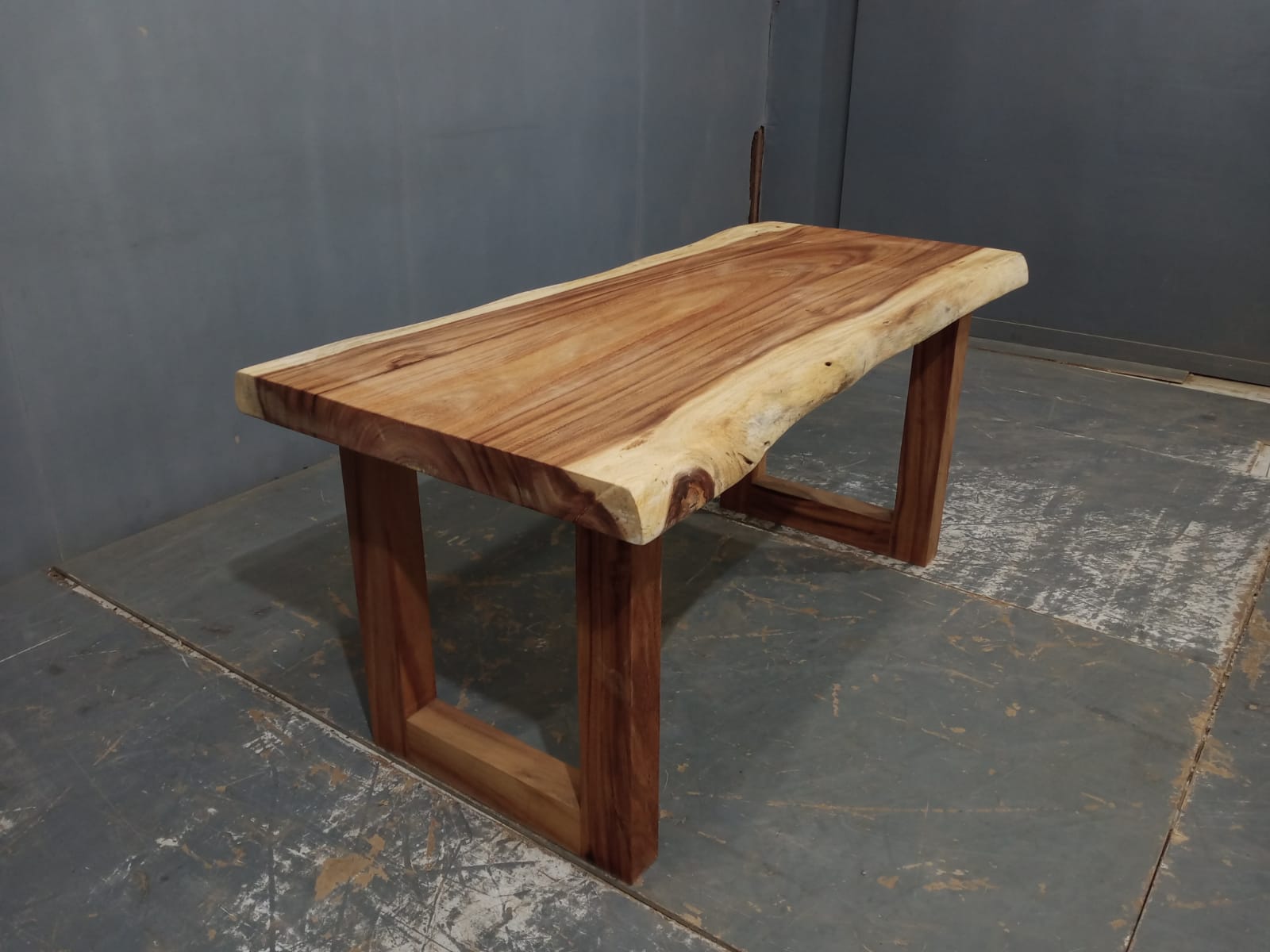 Live Edge Tables