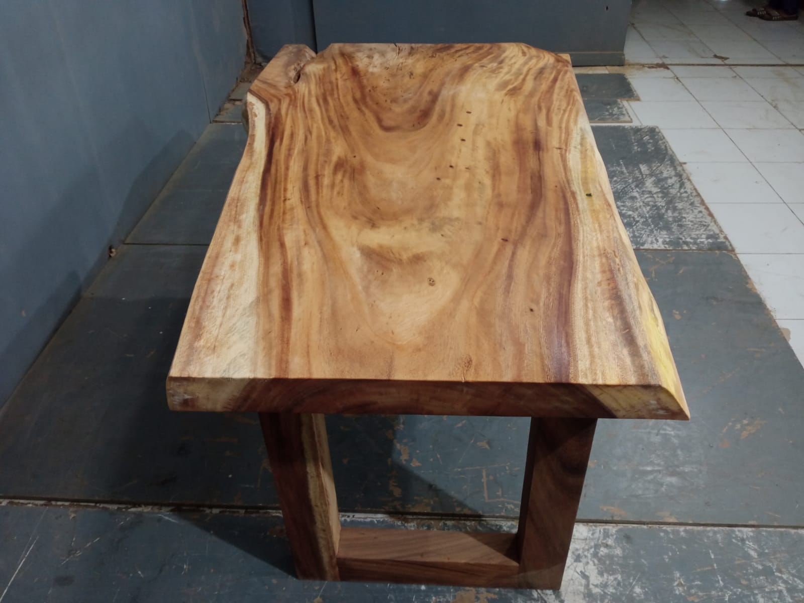 Live Edge Tables