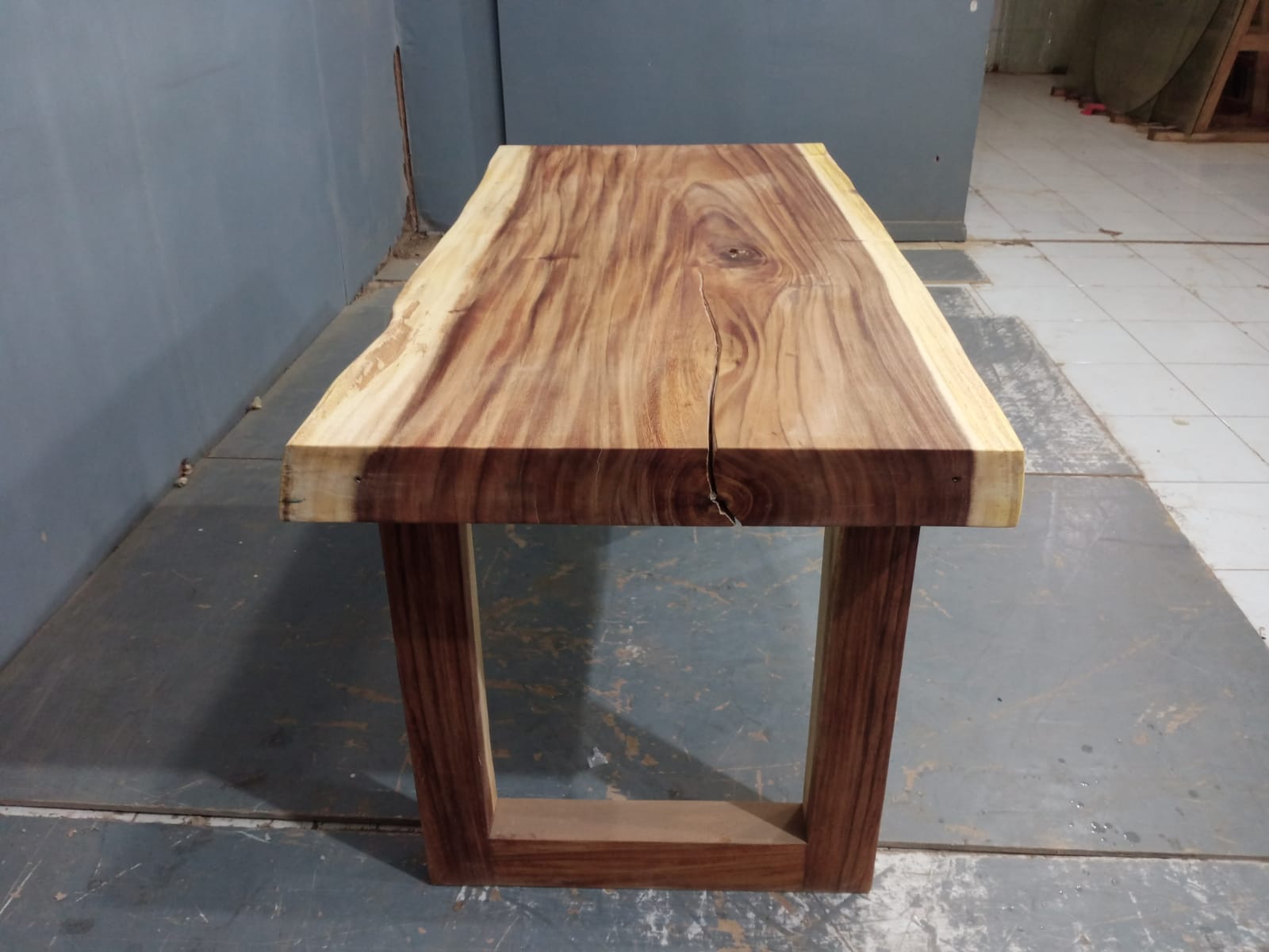 Live Edge Tables
