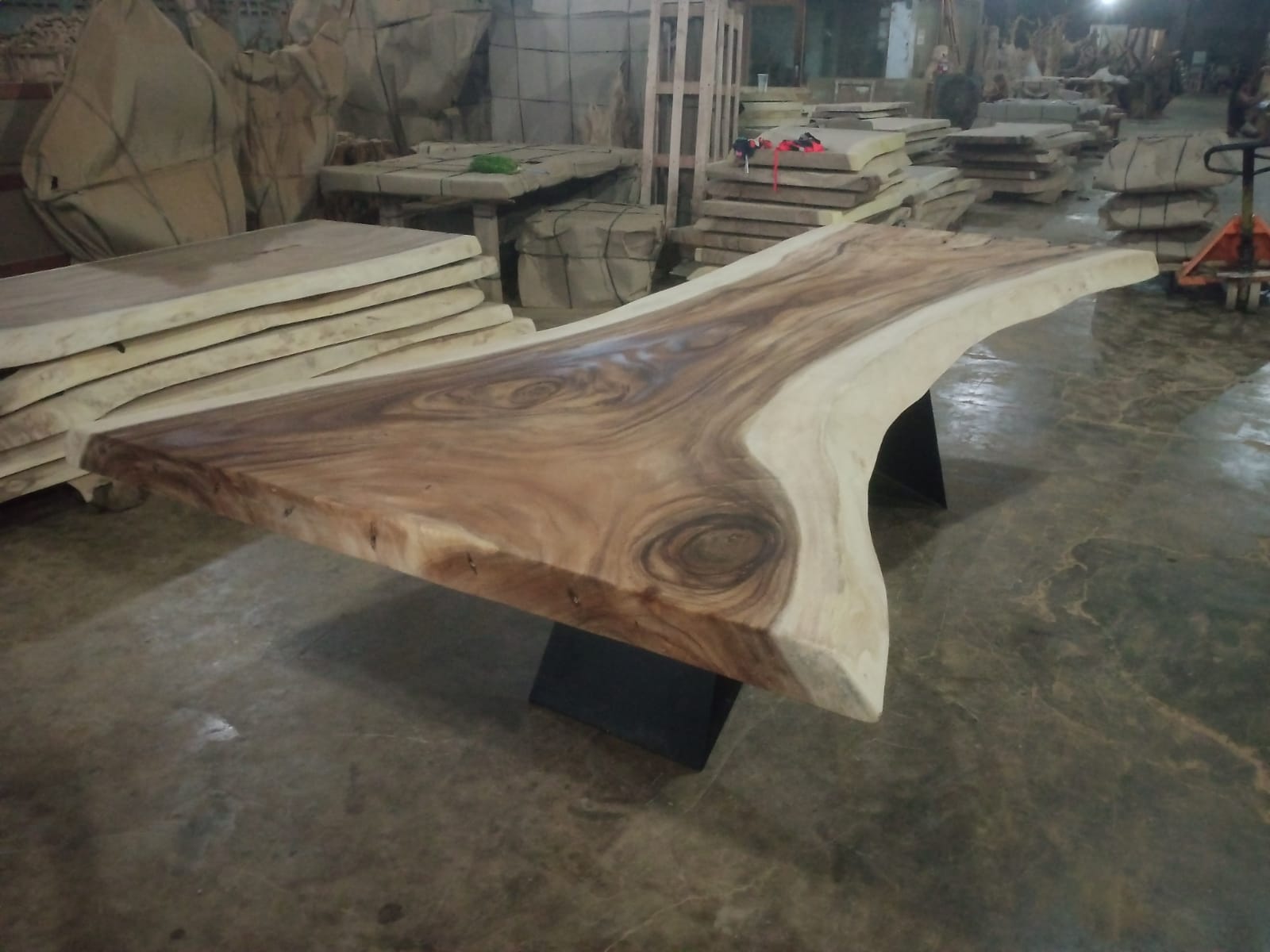 Live Edge Tables