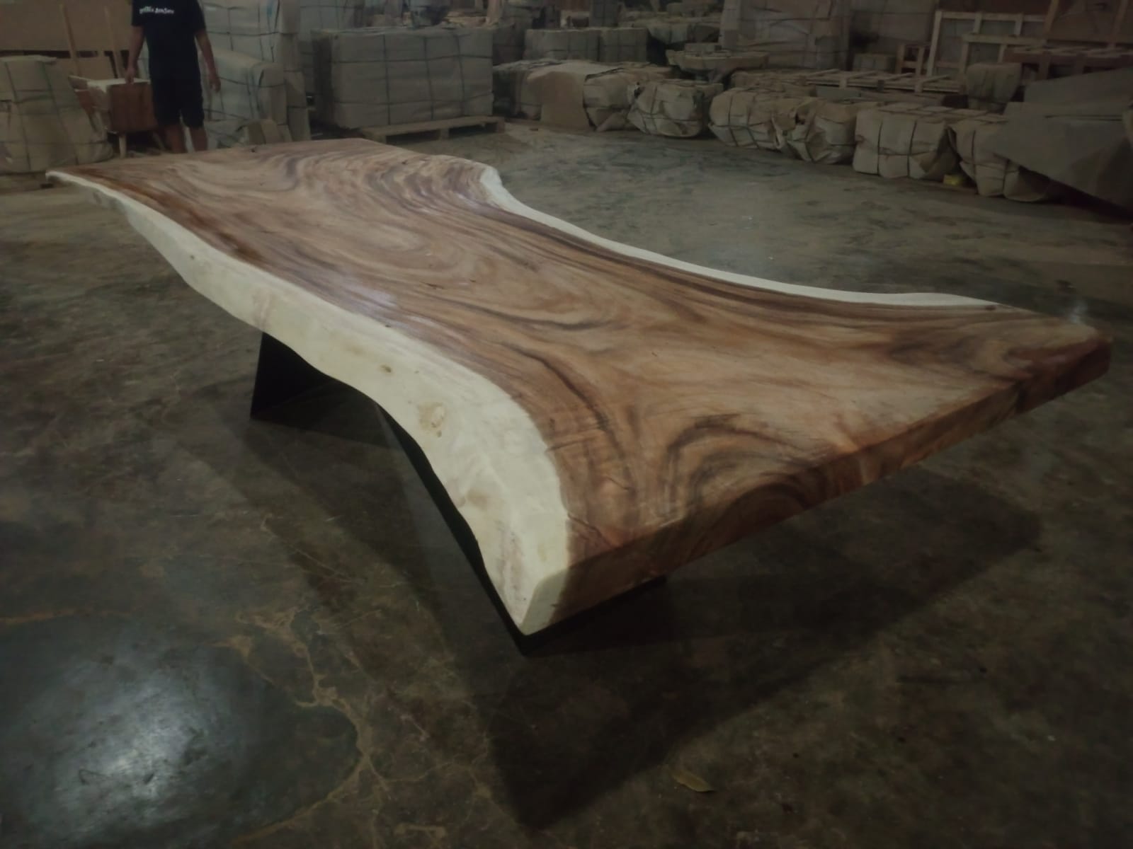 Live Edge Tables