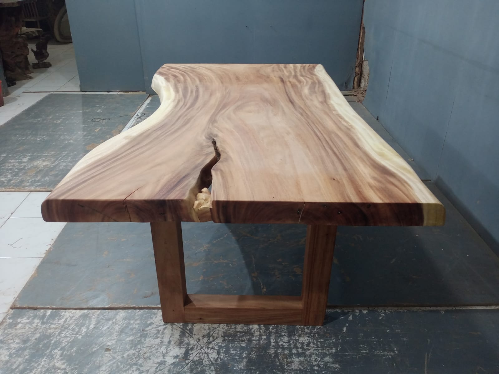 Live Edge Tables