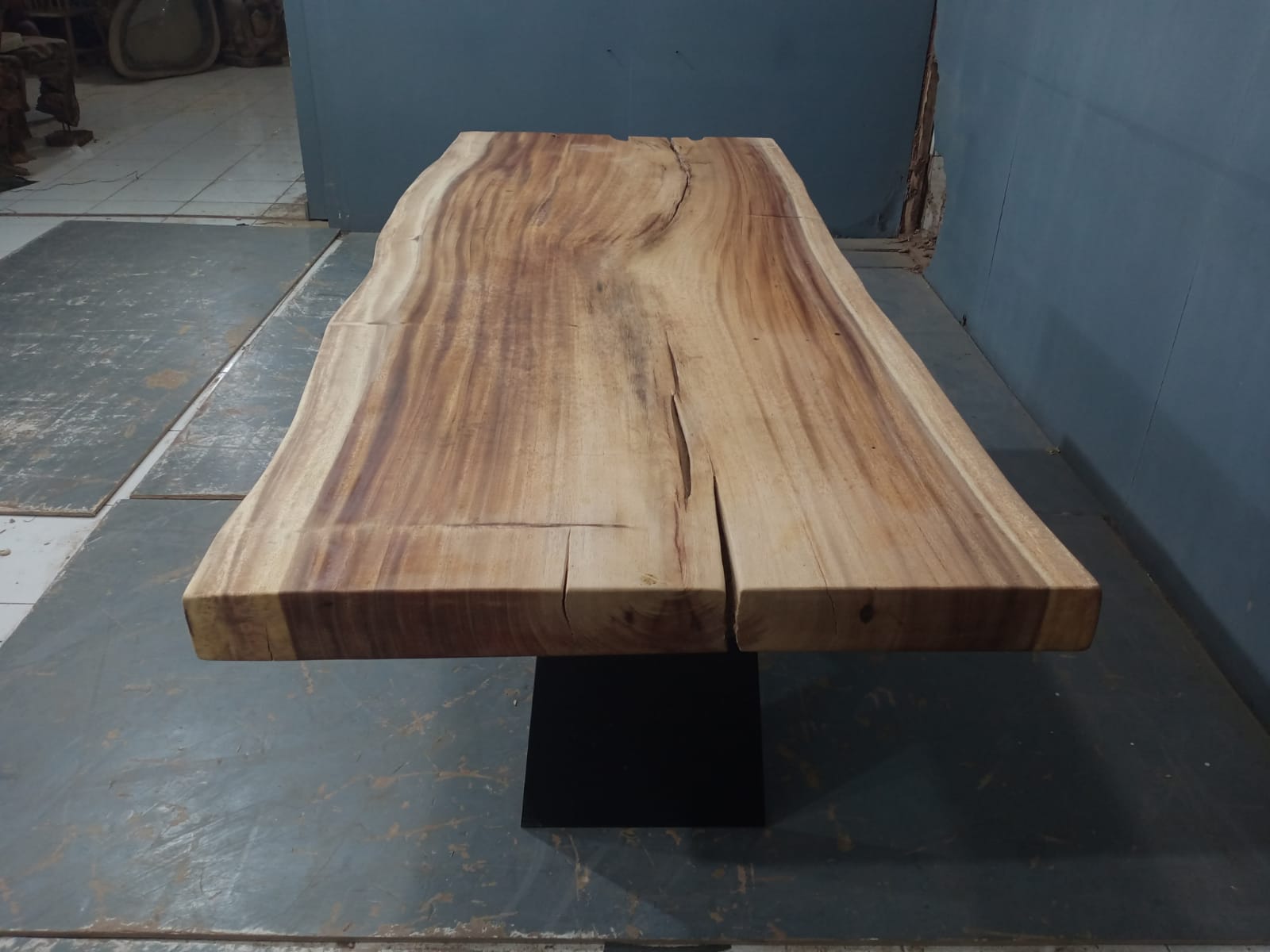 Live Edge Tables