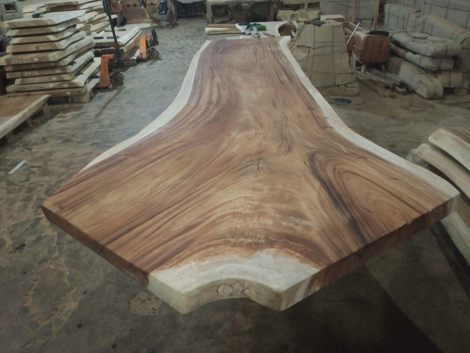Live Edge Tables