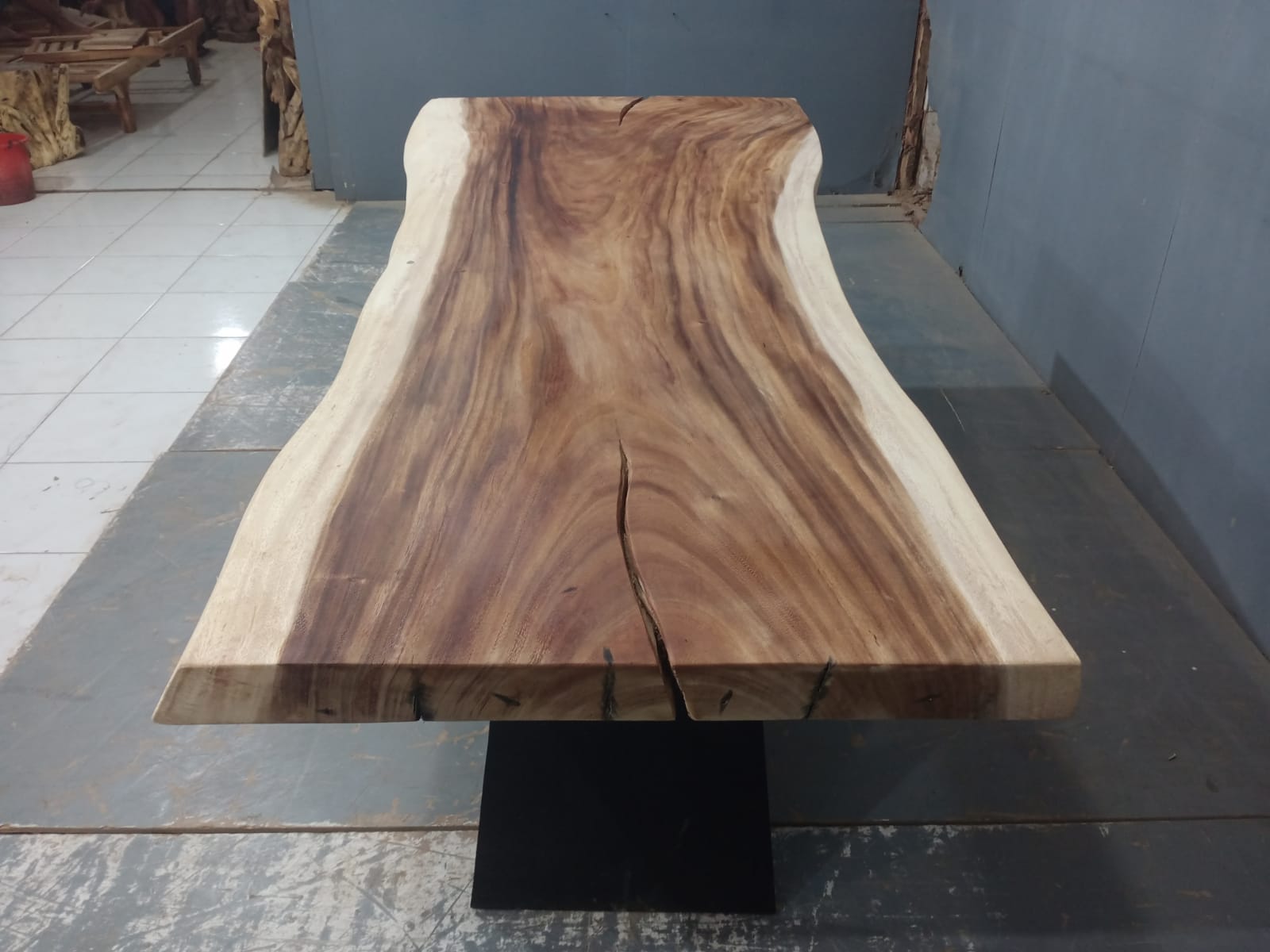 Live Edge Tables