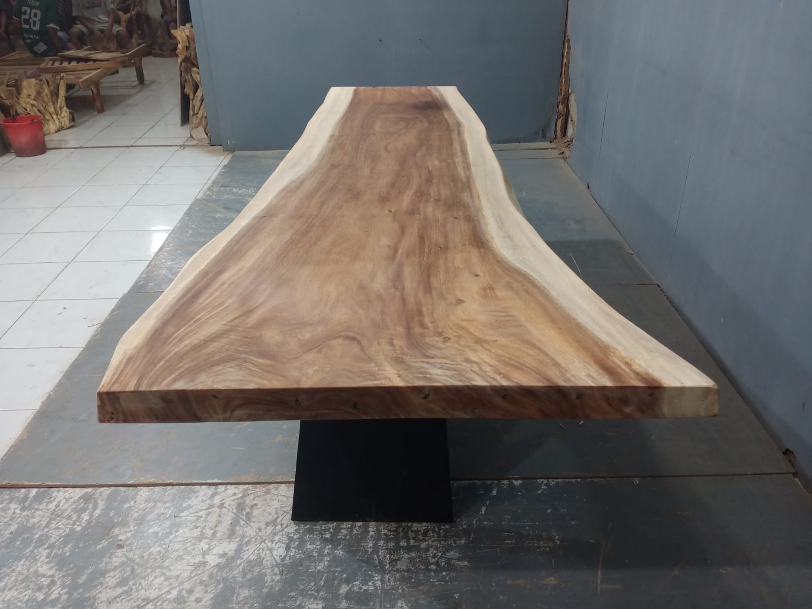 Live Edge Tables