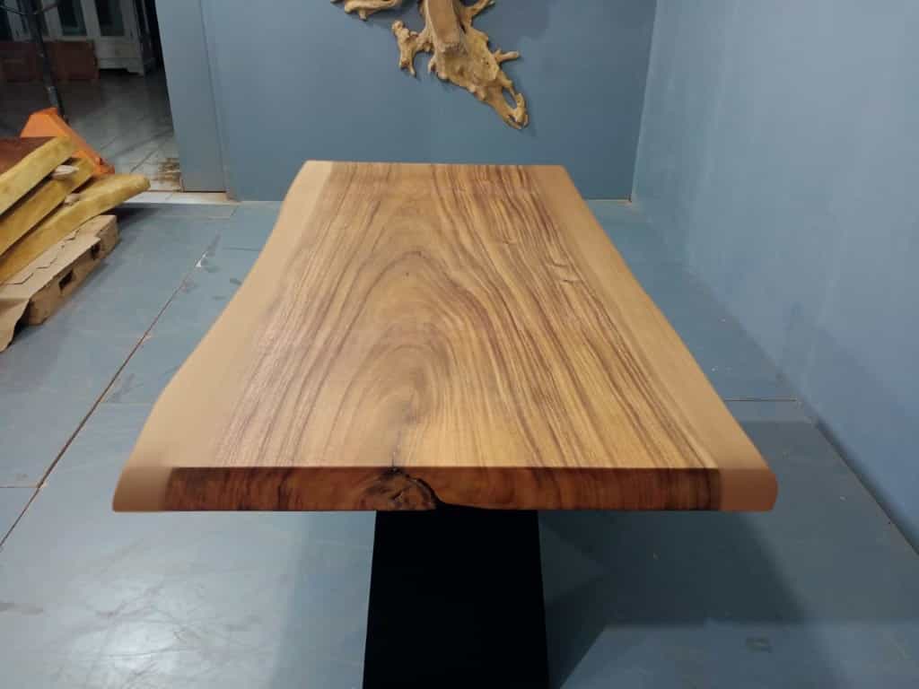 Live Edge Tables