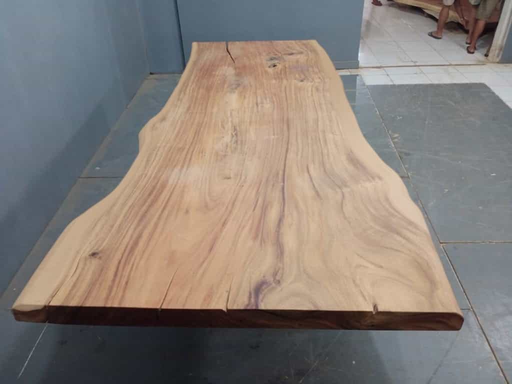 Live Edge Tables