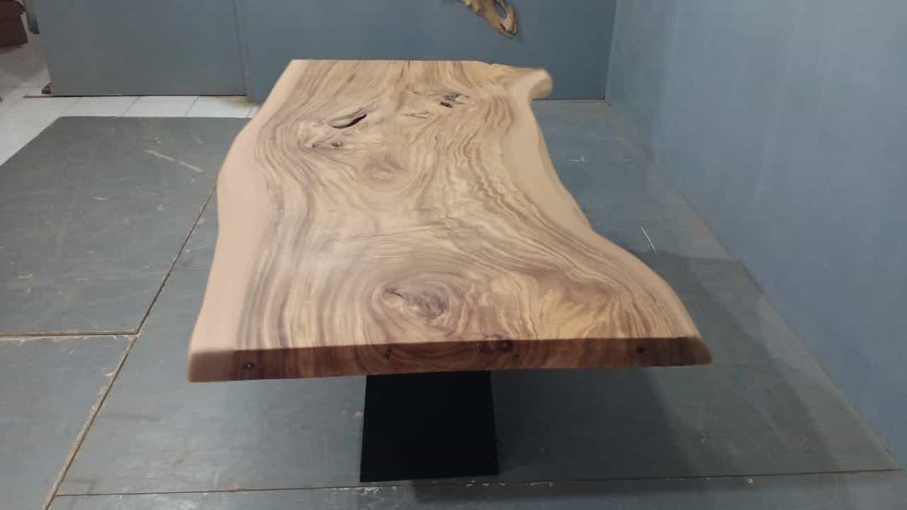Live Edge Tables