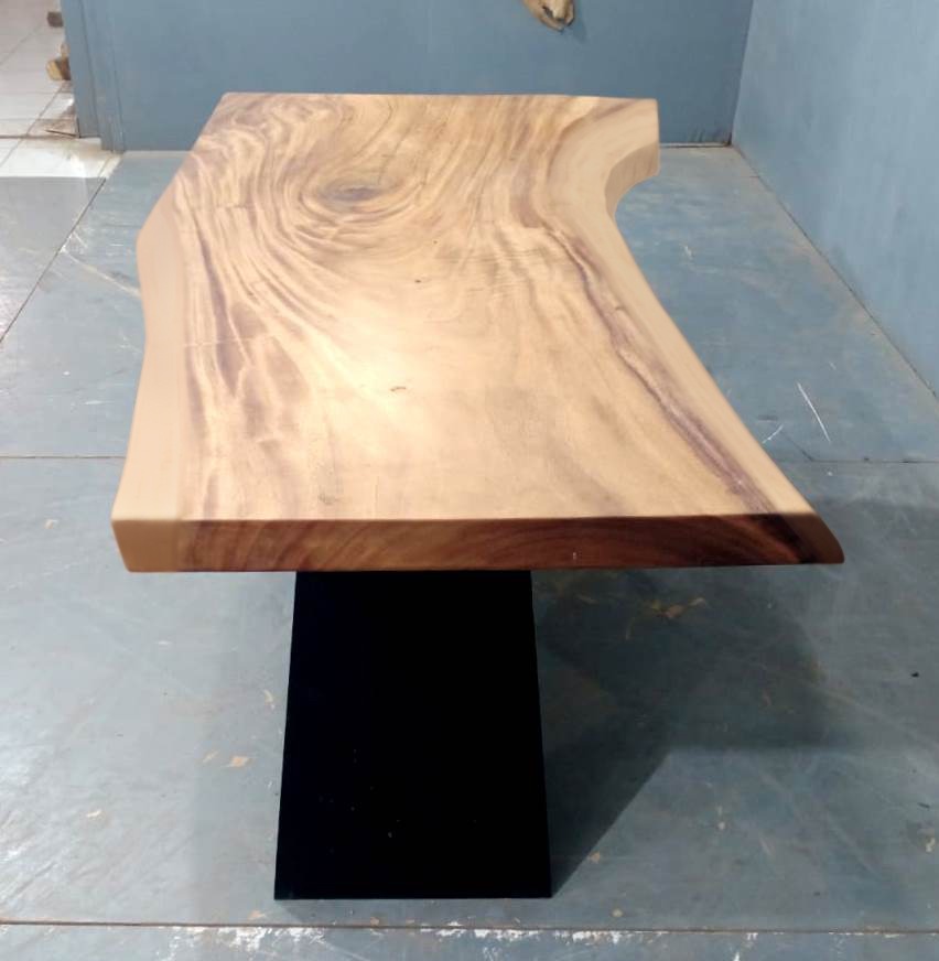 Live Edge Tables
