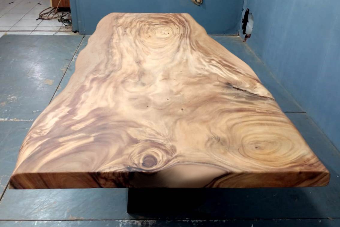 Live Edge Tables