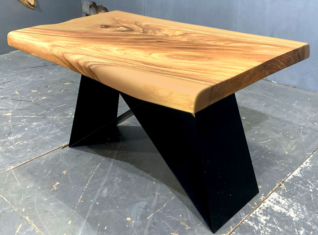 LIVE EDGE TABLES