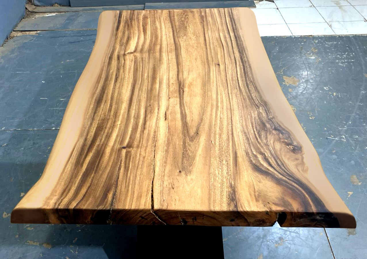 LIVE EDGE TABLES