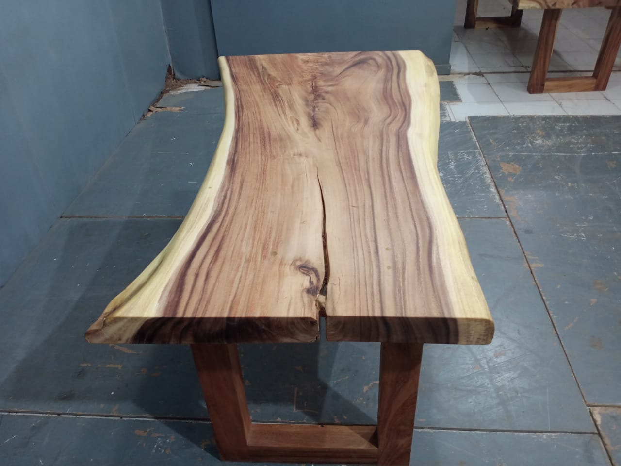 Live Edge Tables