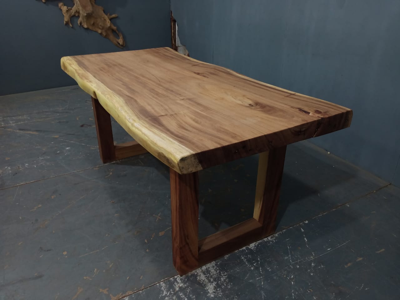 Live Edge Tables
