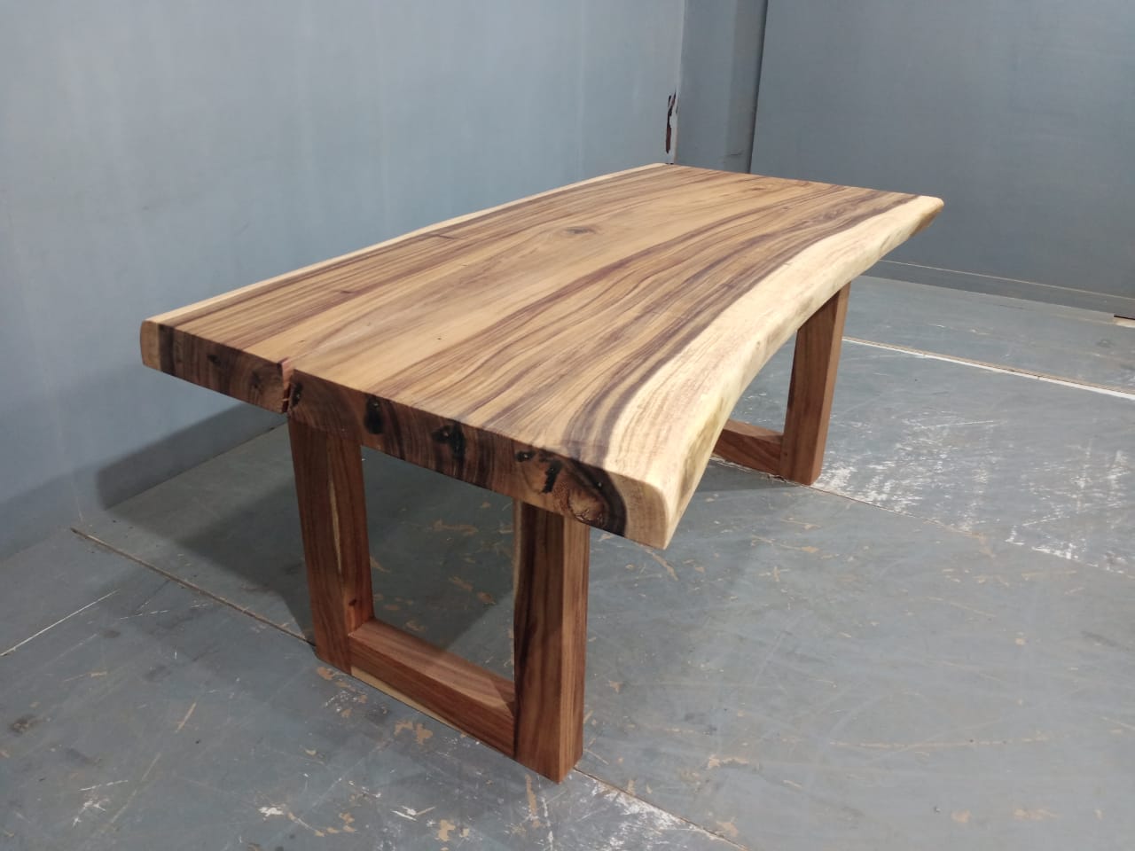 Live Edge Tables