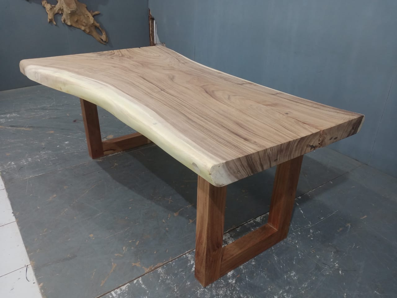 Live Edge Tables