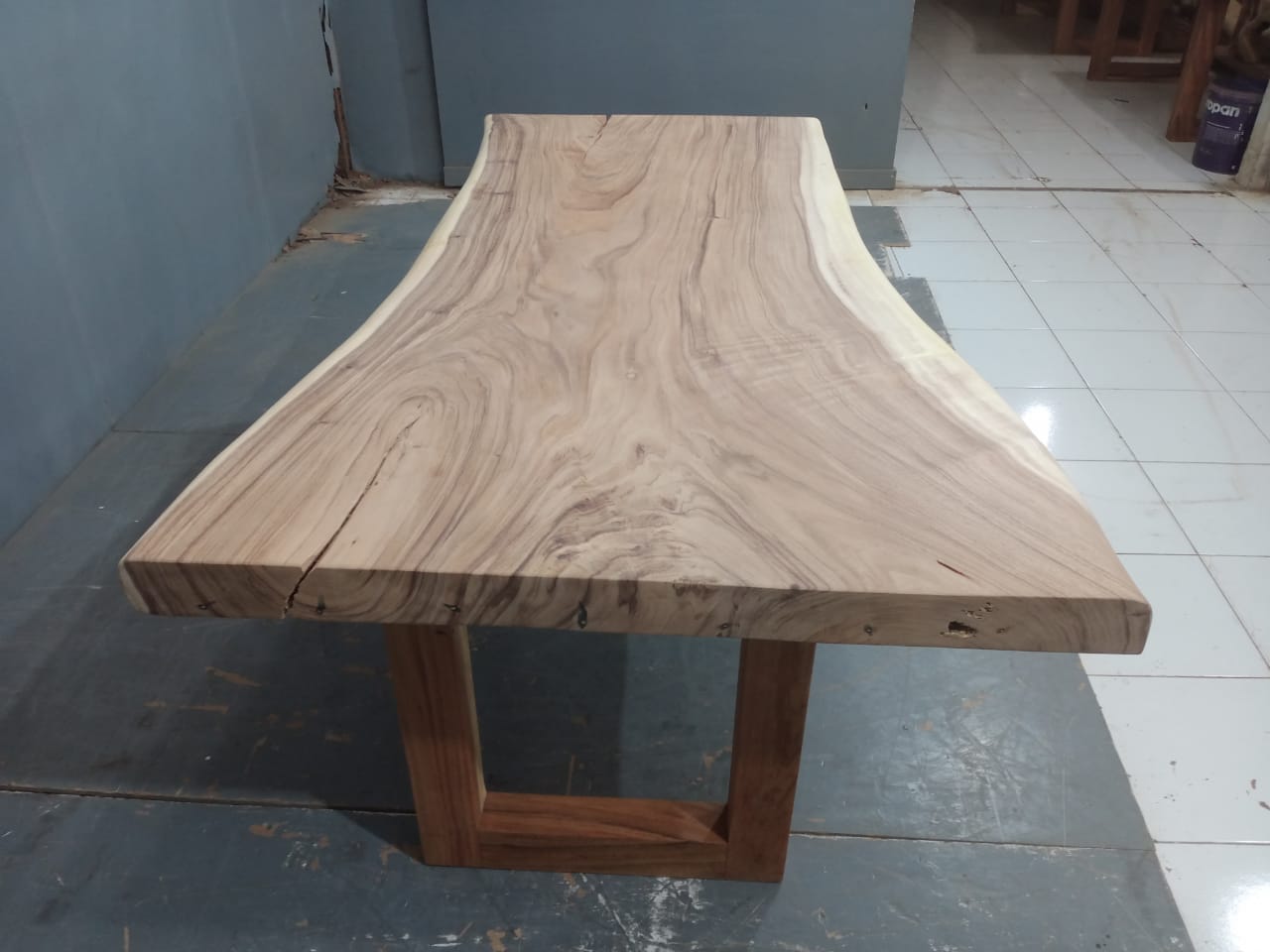 Live Edge Tables