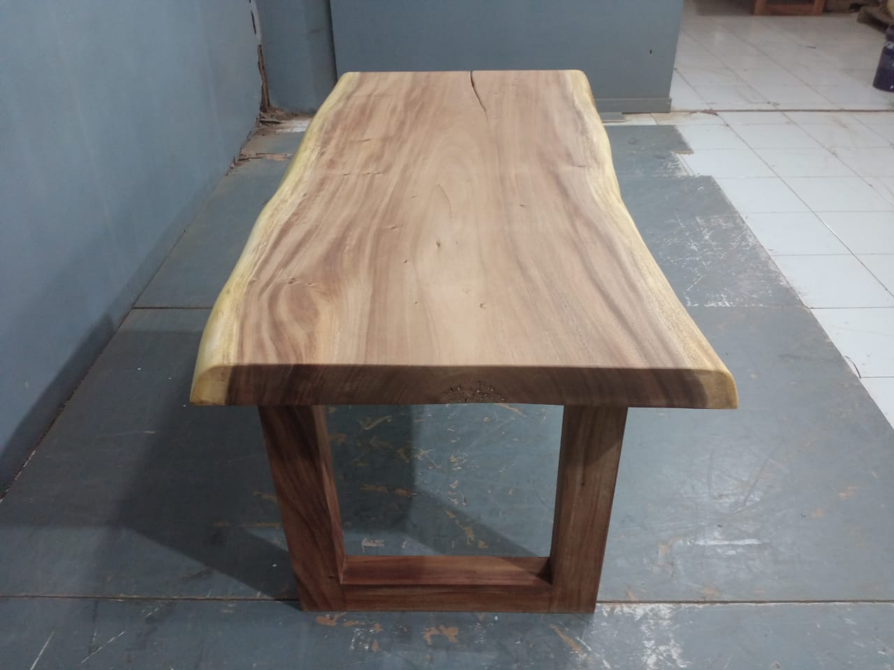 Live Edge Tables