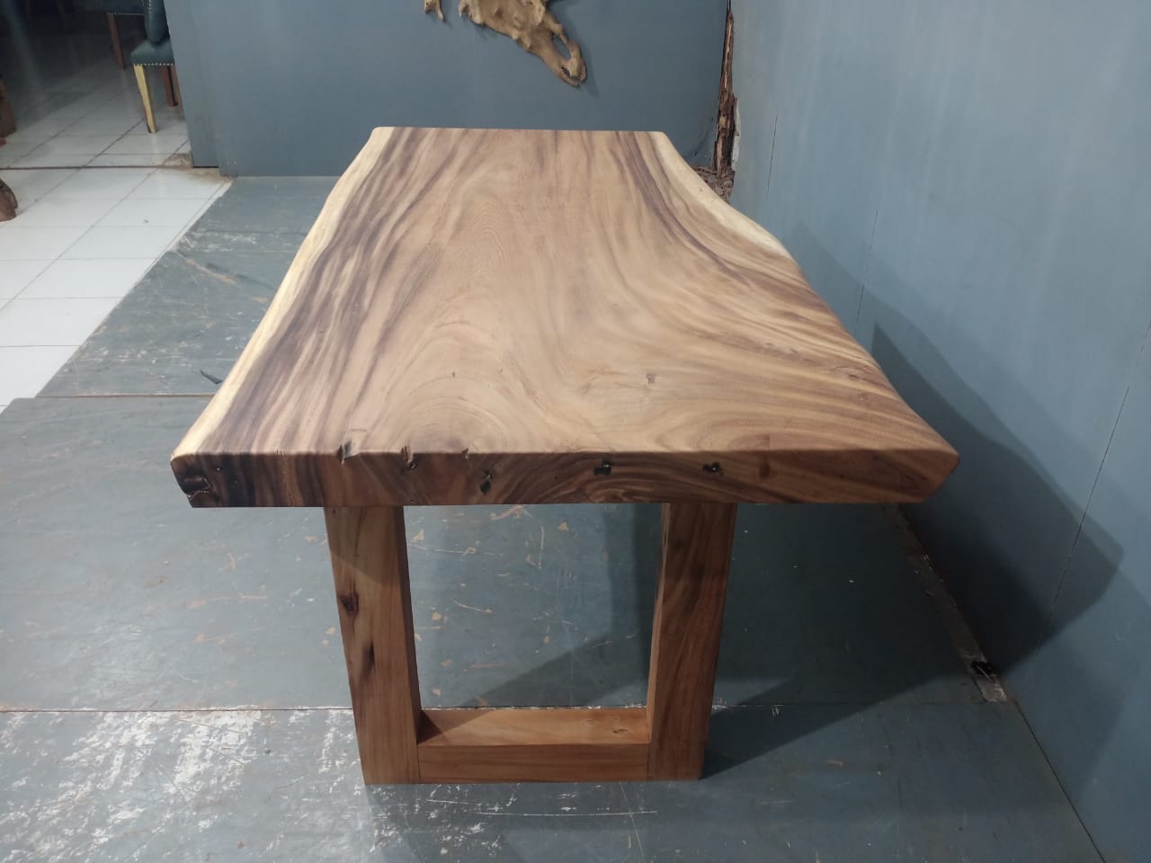 Live Edge Tables