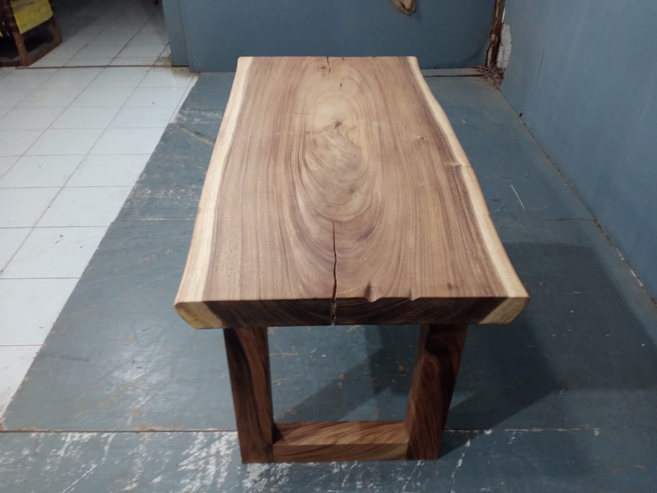 Live Edge Tables