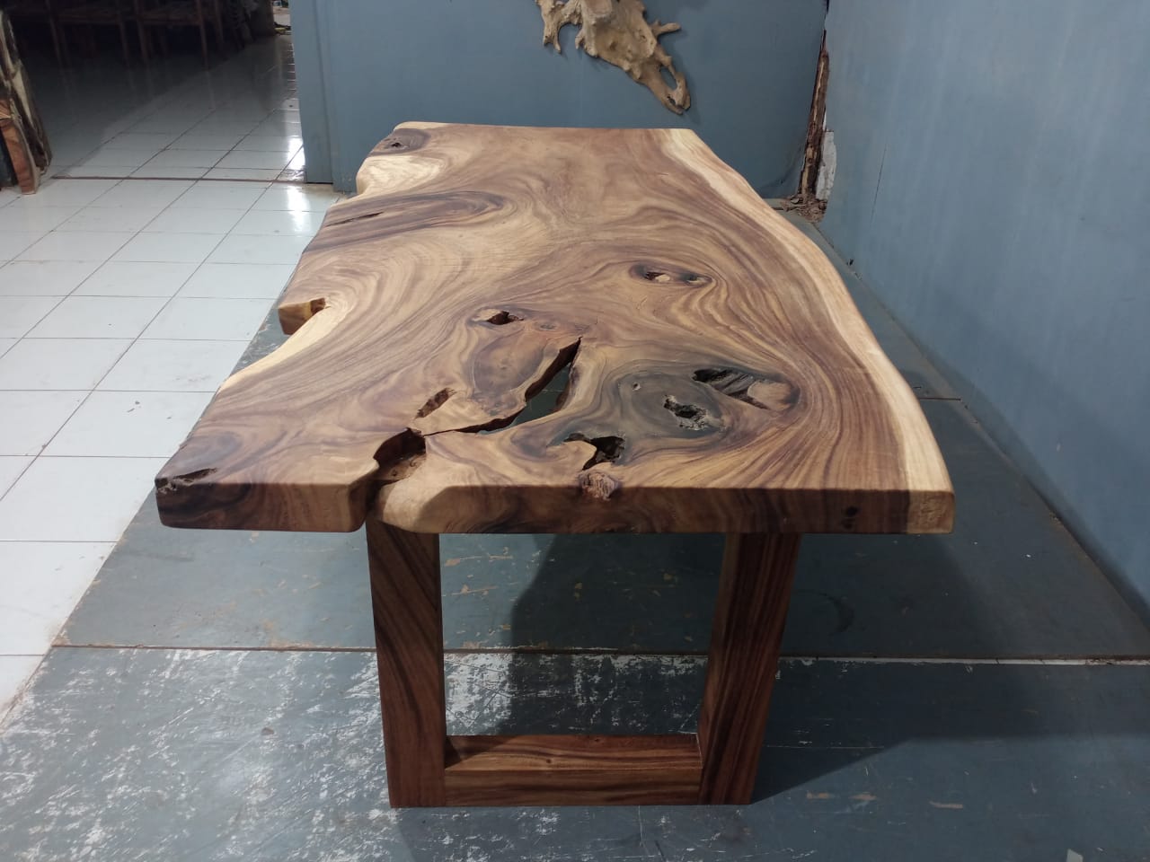 Live Edge Tables