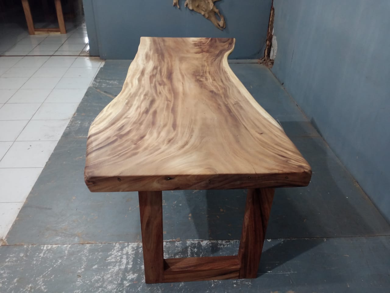 Live Edge Tables