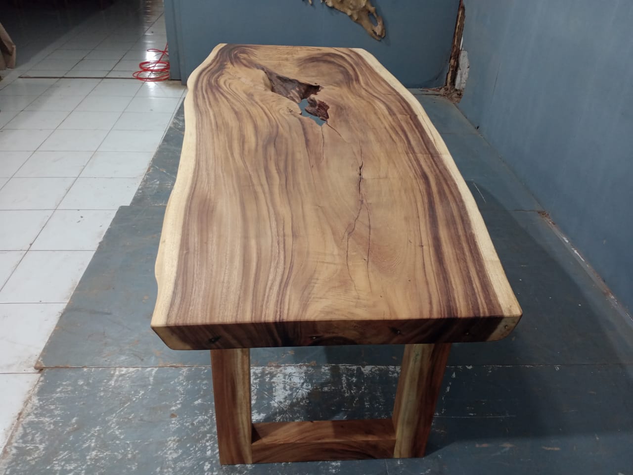 Live Edge Tables