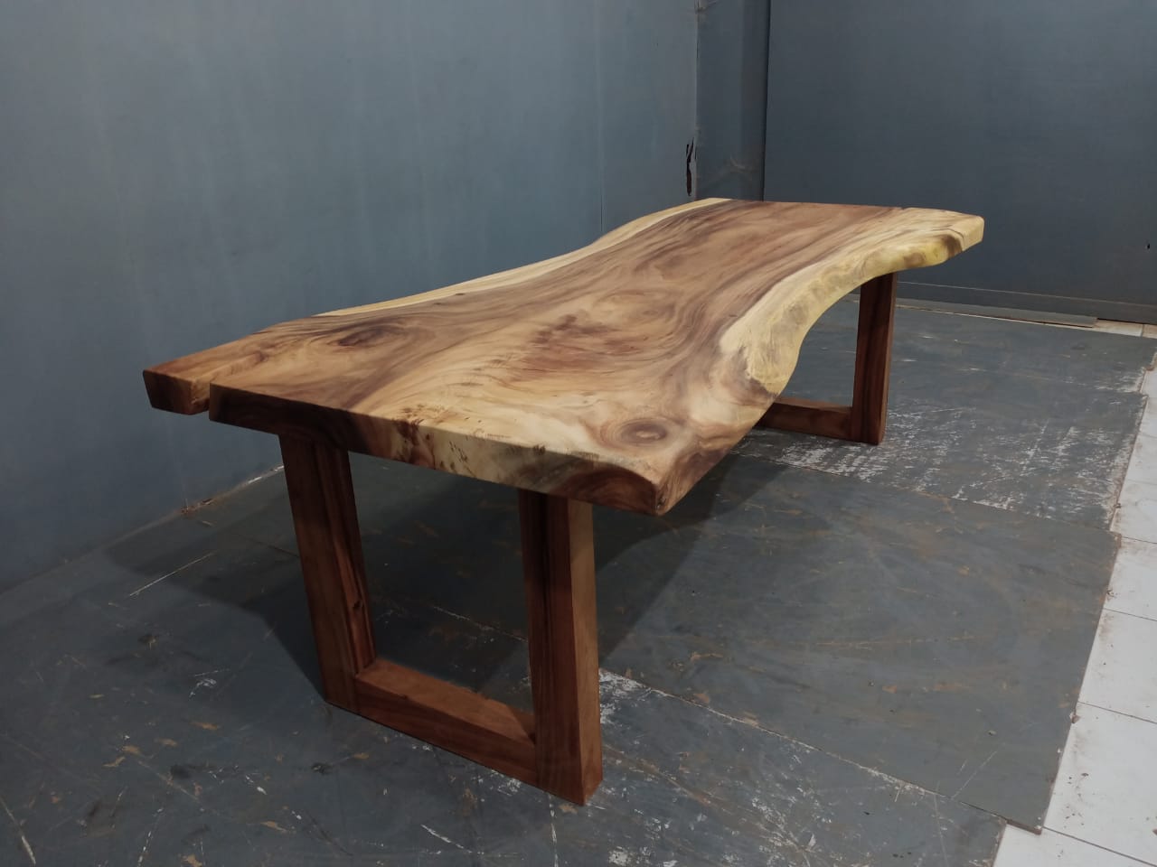 Live Edge Tables
