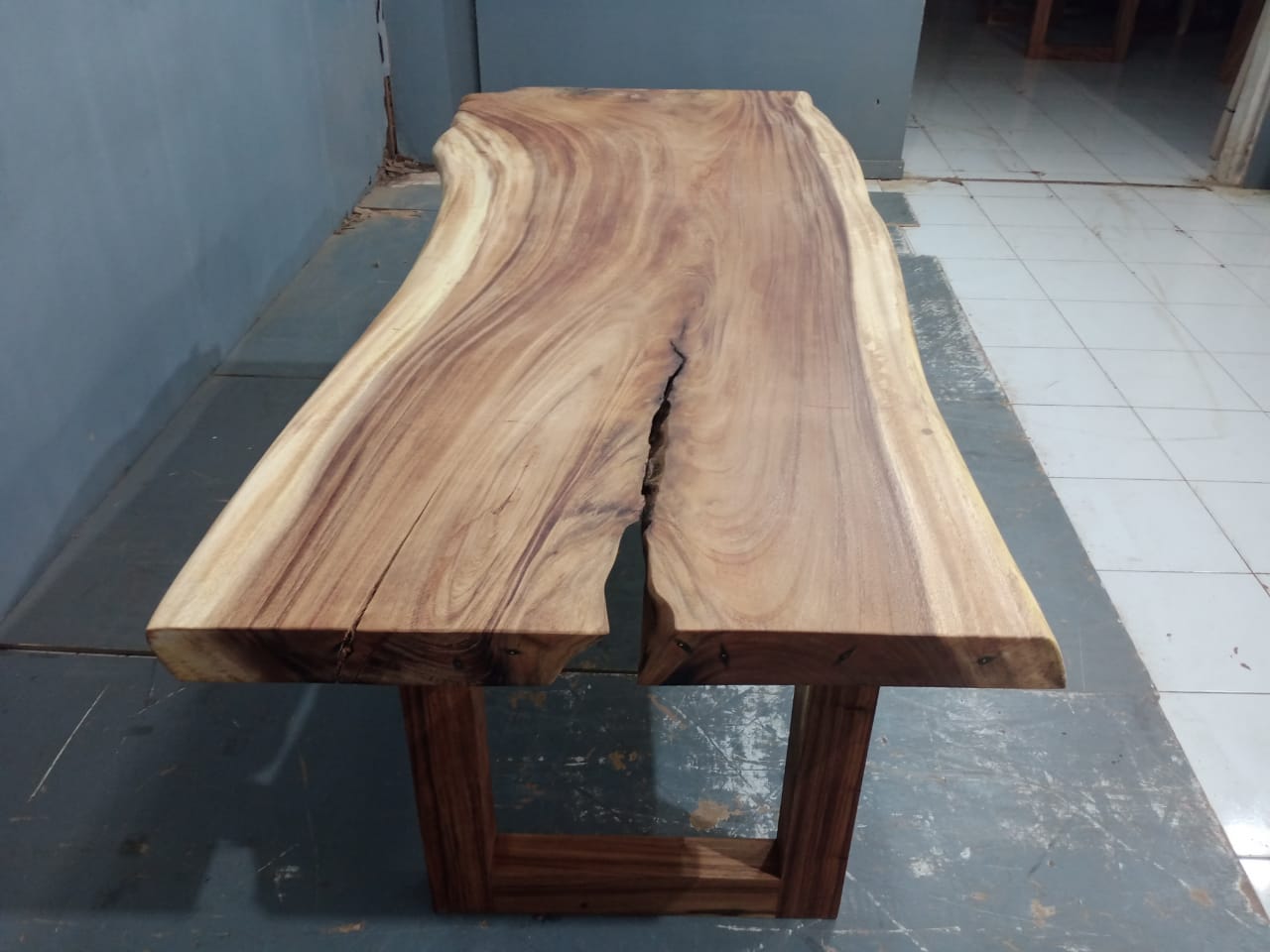 Live Edge Tables