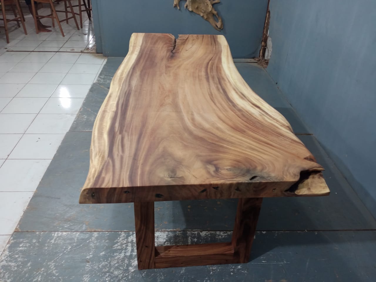 Live Edge Tables