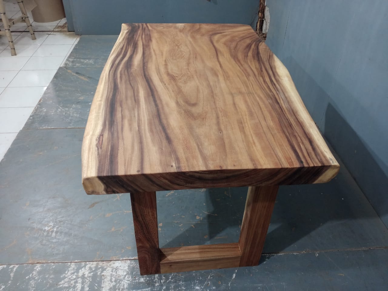 Live Edge Tables