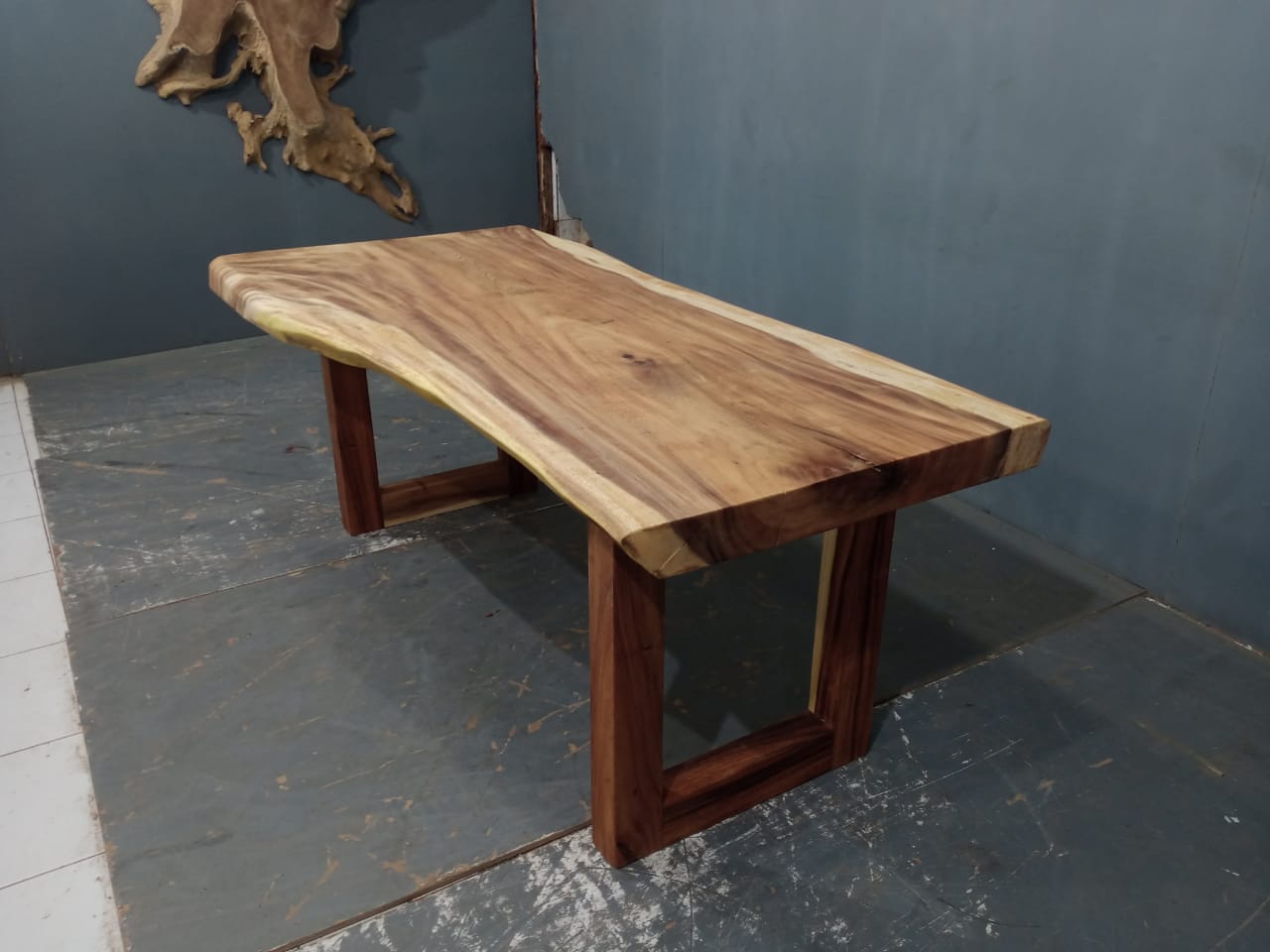 Live Edge Tables