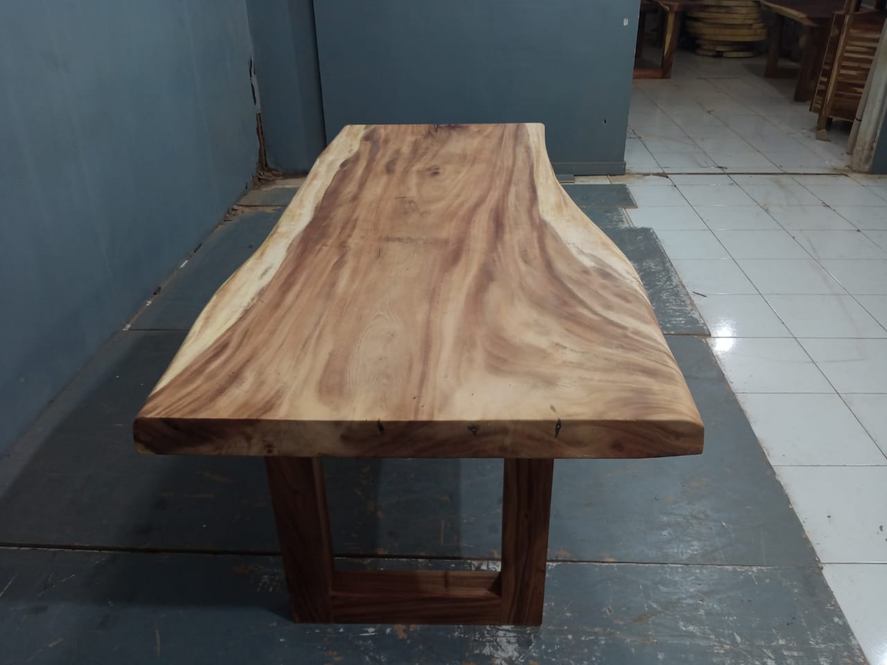 Live Edge Tables