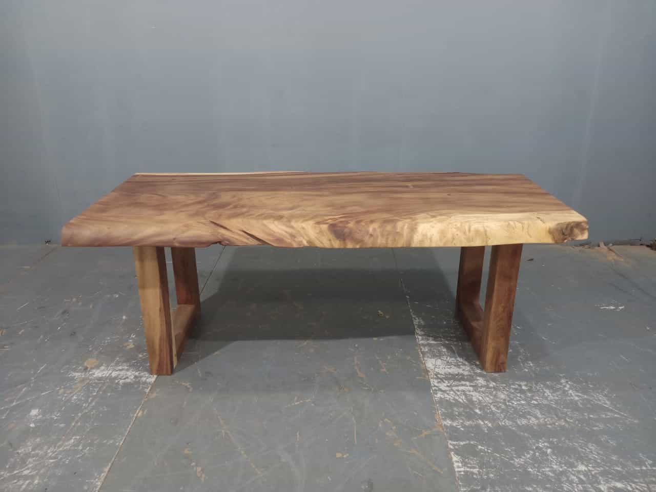 LIVE EDGE TABLES