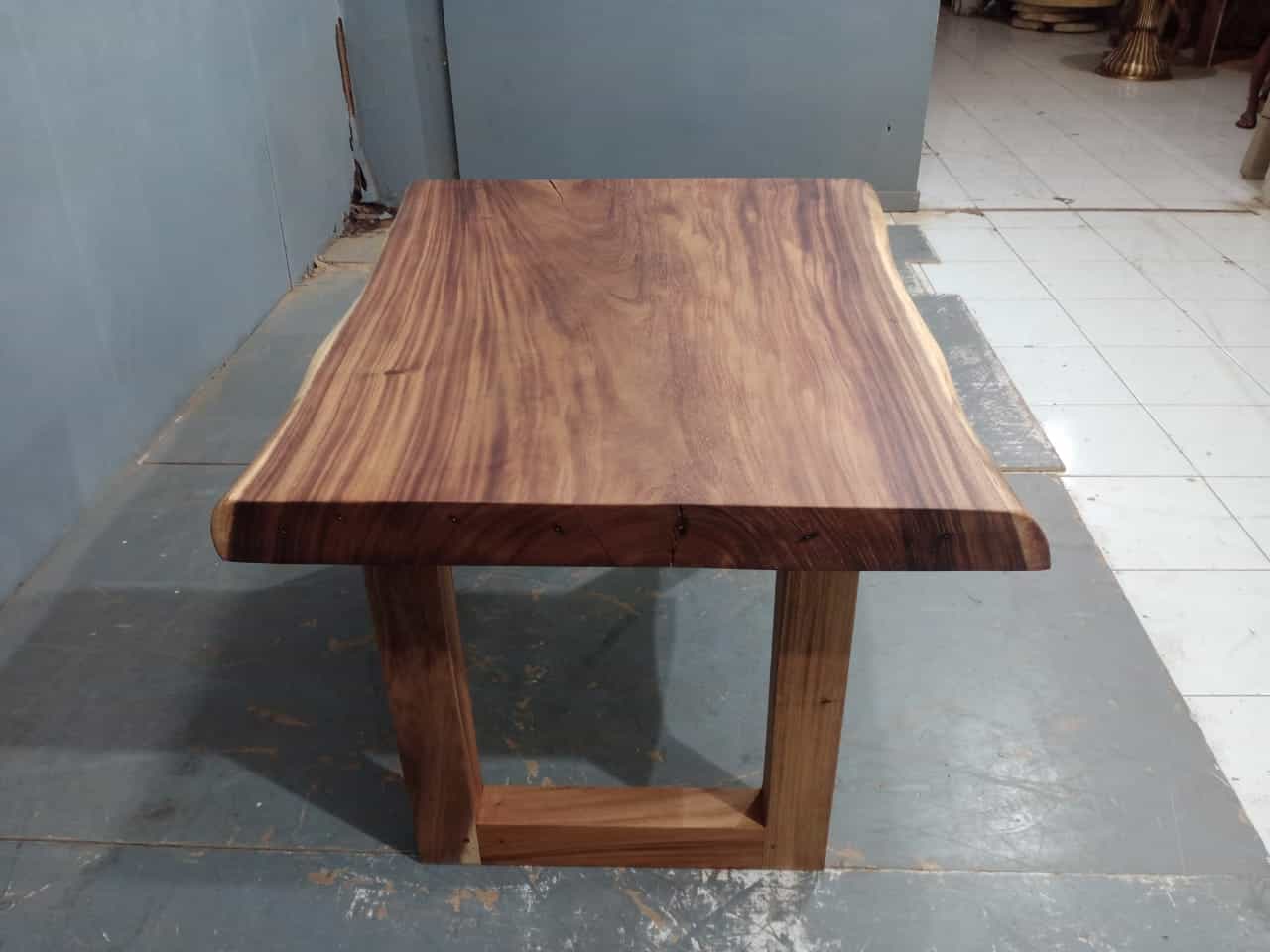 Live Edge Tables