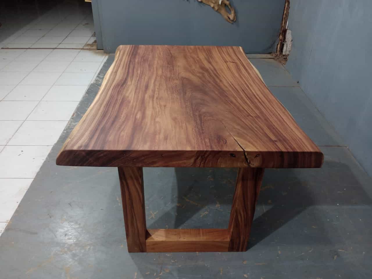 Live Edge Tables