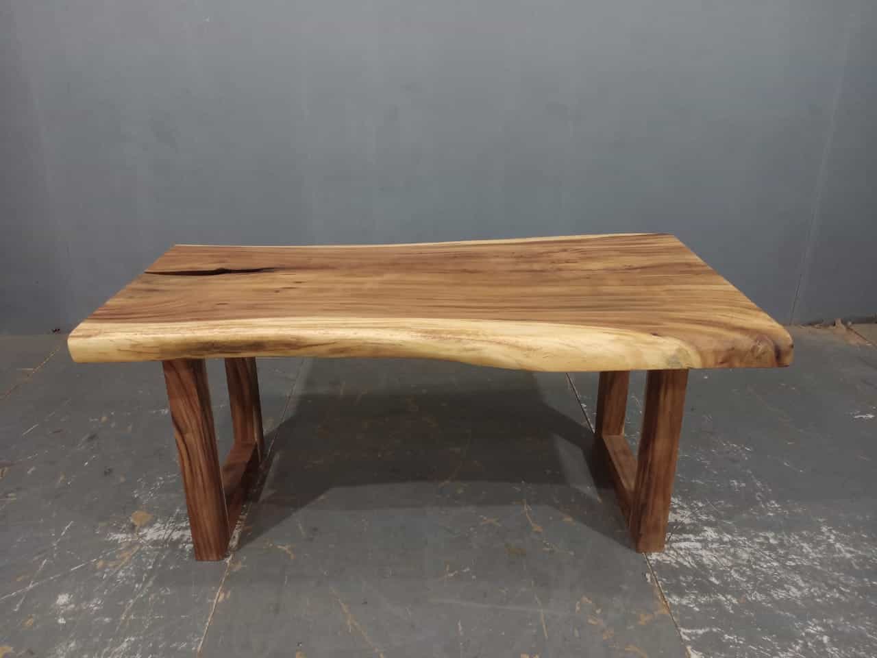 LIVE EDGE TABLES
