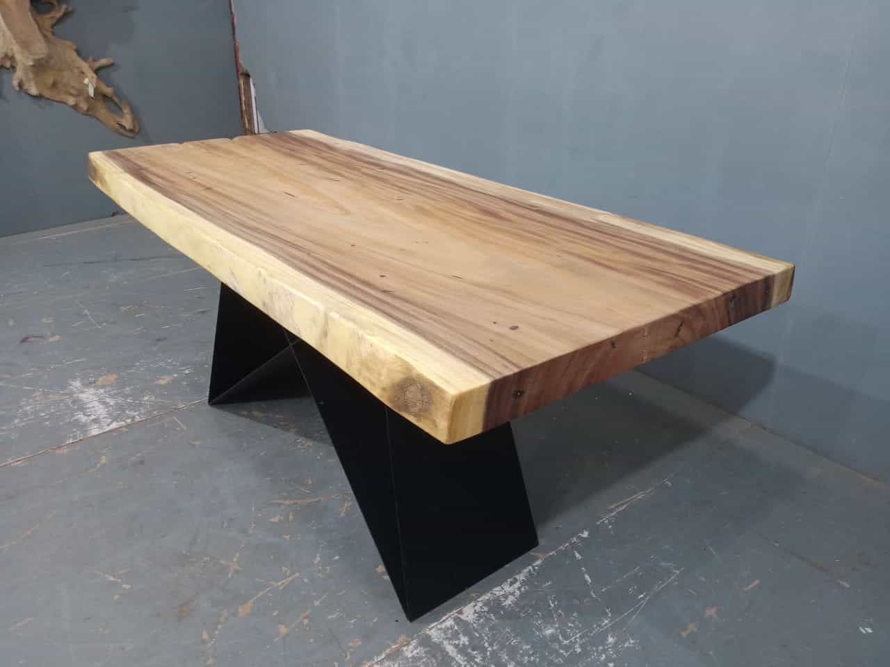 Live Edge Tables