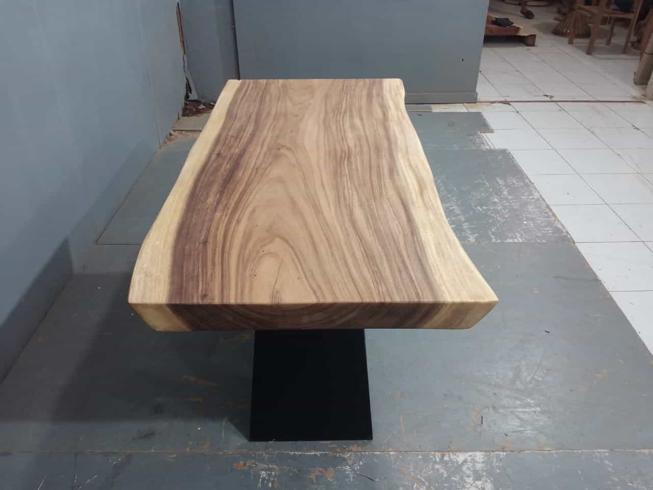 Live Edge Tables