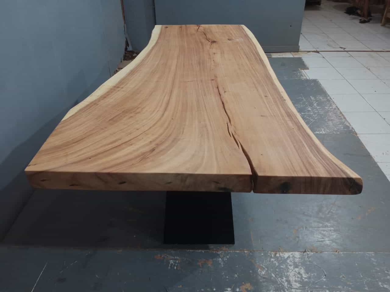 Live Edge Tables