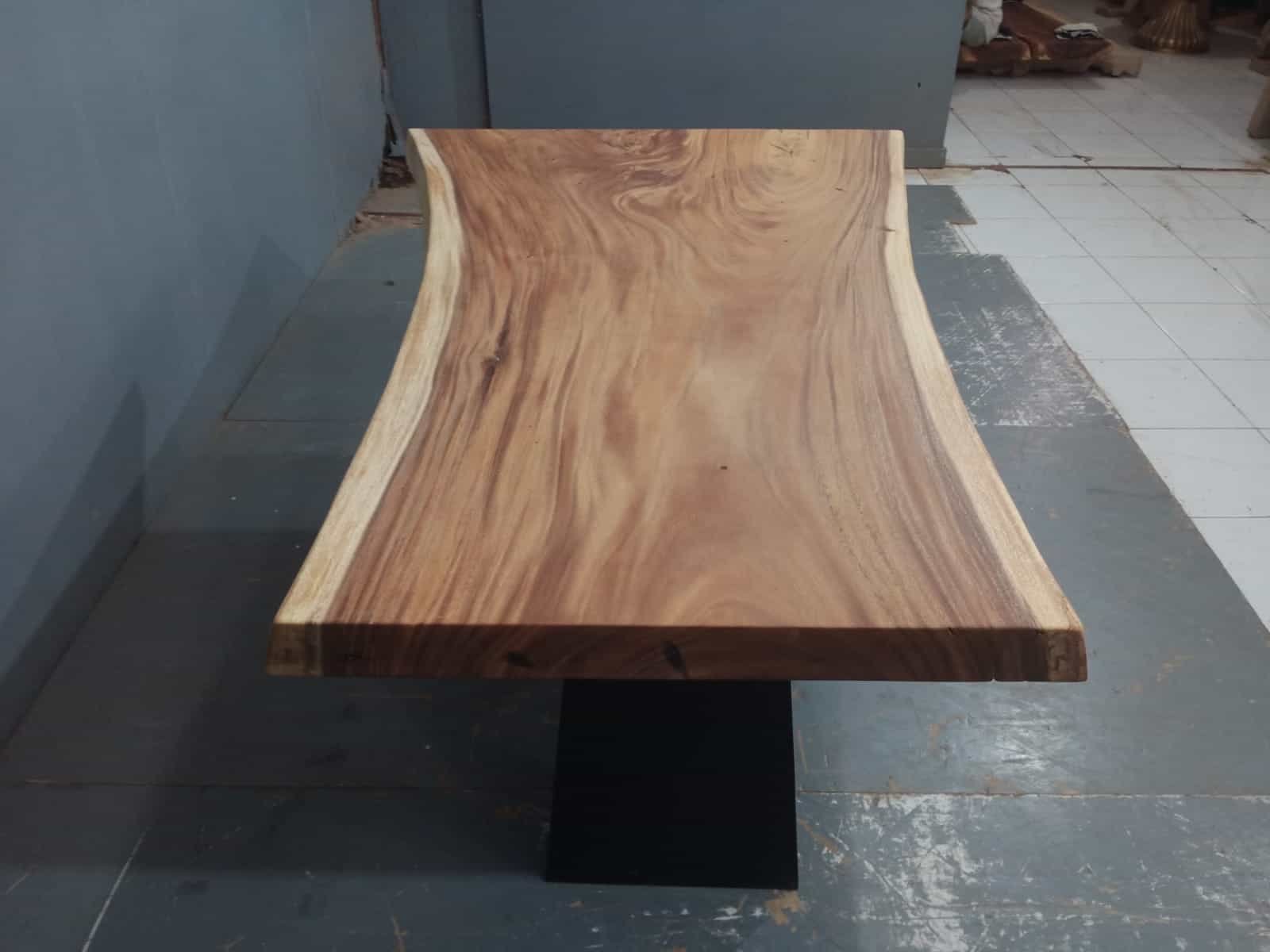 Live Edge Tables