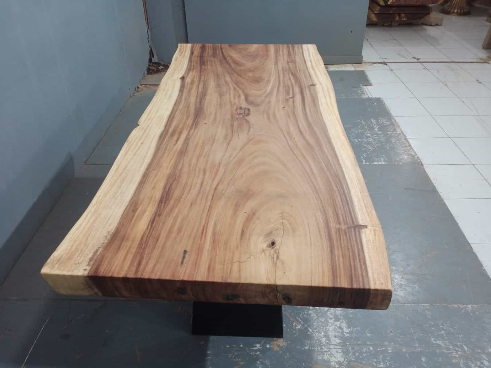 Live Edge Tables
