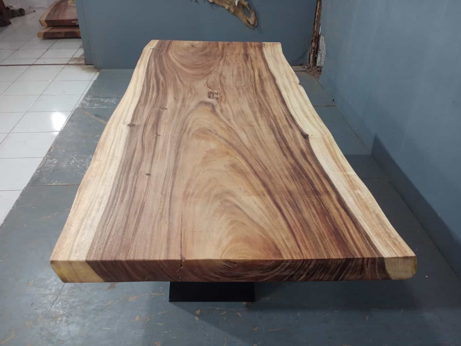 Live Edge Tables